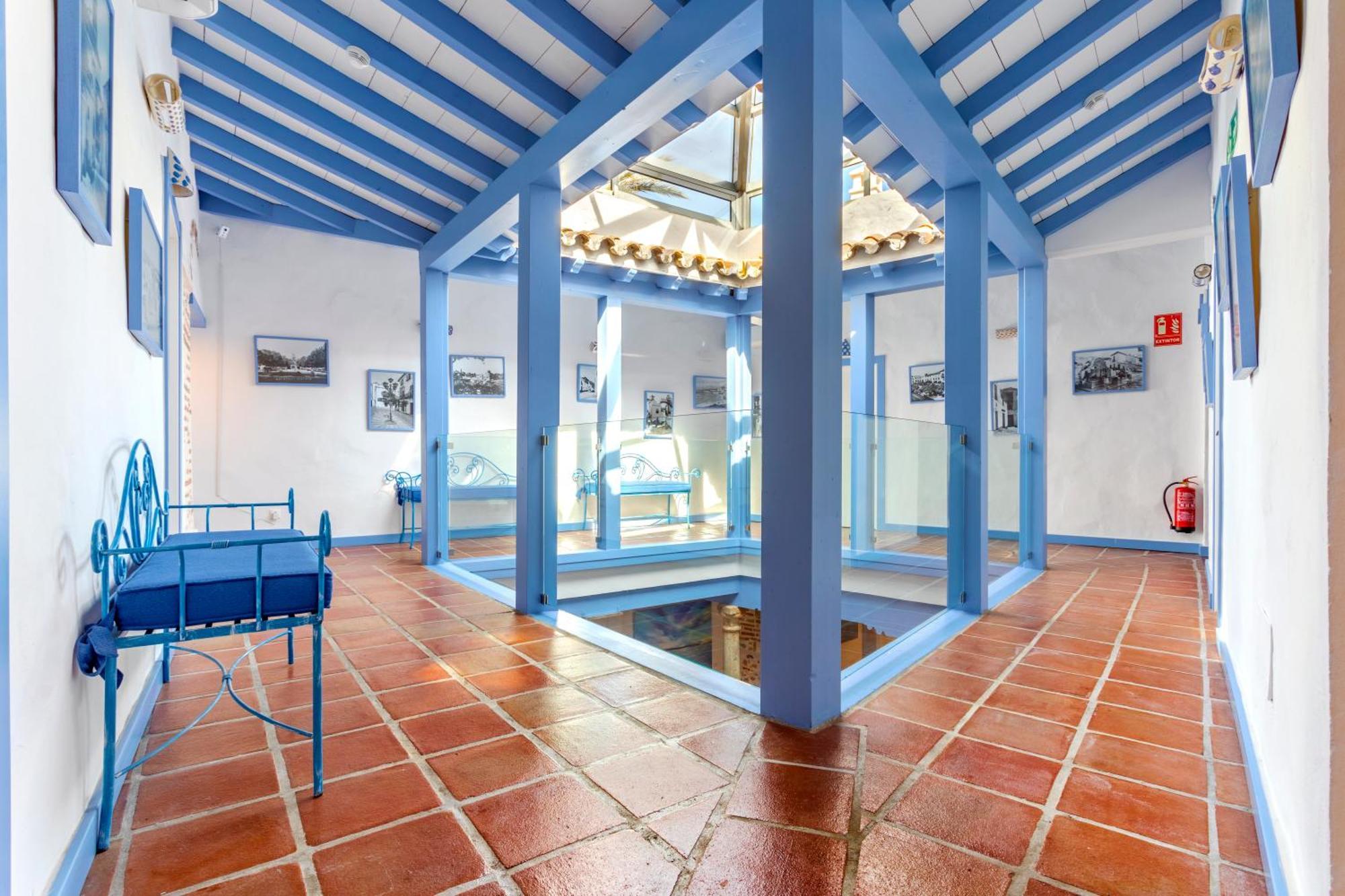 The Old House Marbella Hotel Екстериор снимка